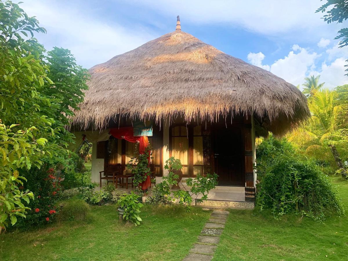 Budi Sun Resort Маумере Экстерьер фото